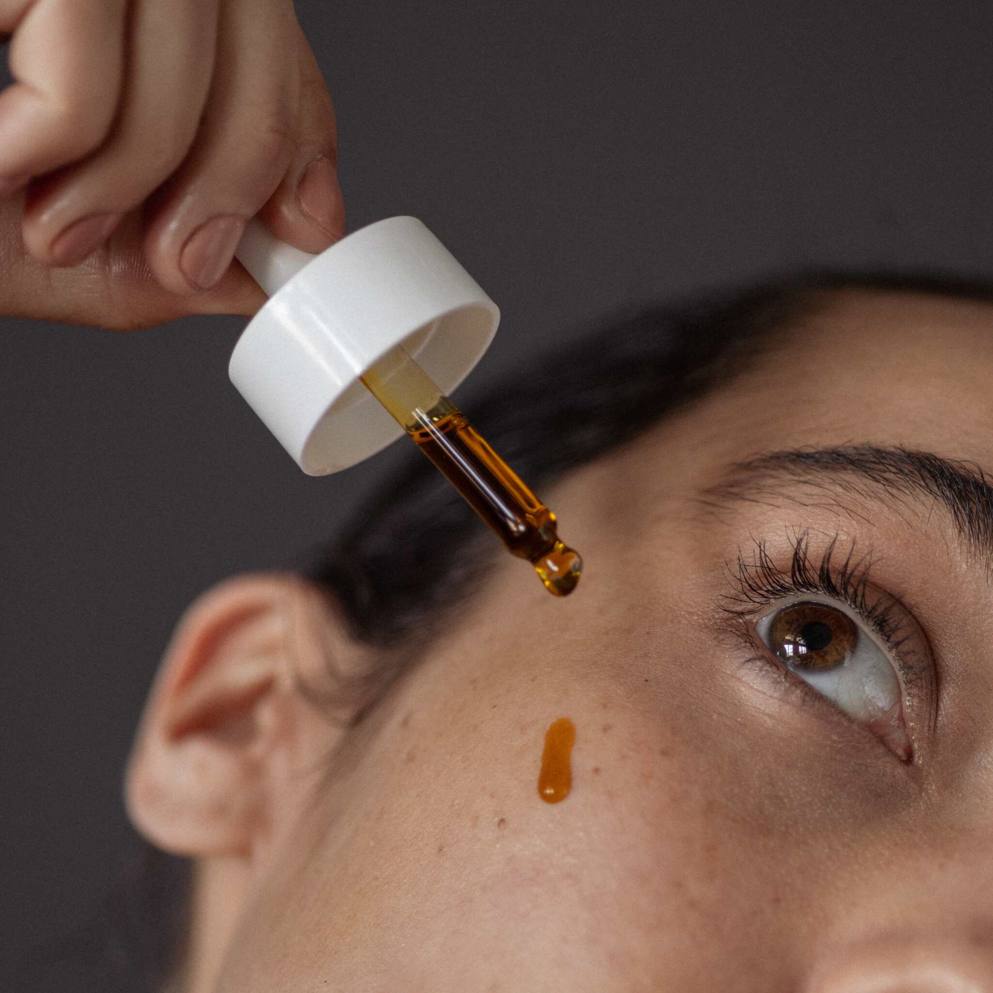 Bakuchiol Serum - Image 3