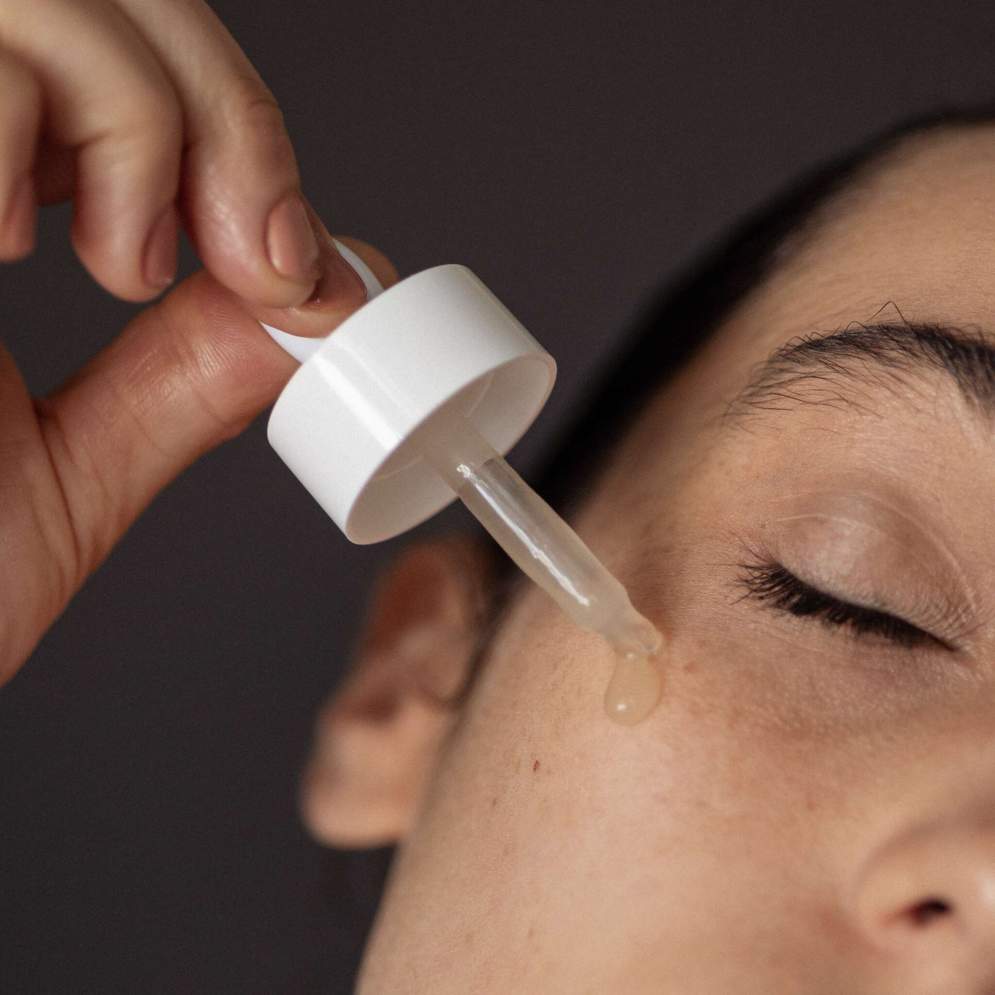 Hyaluronic Acid Serum - Image 3