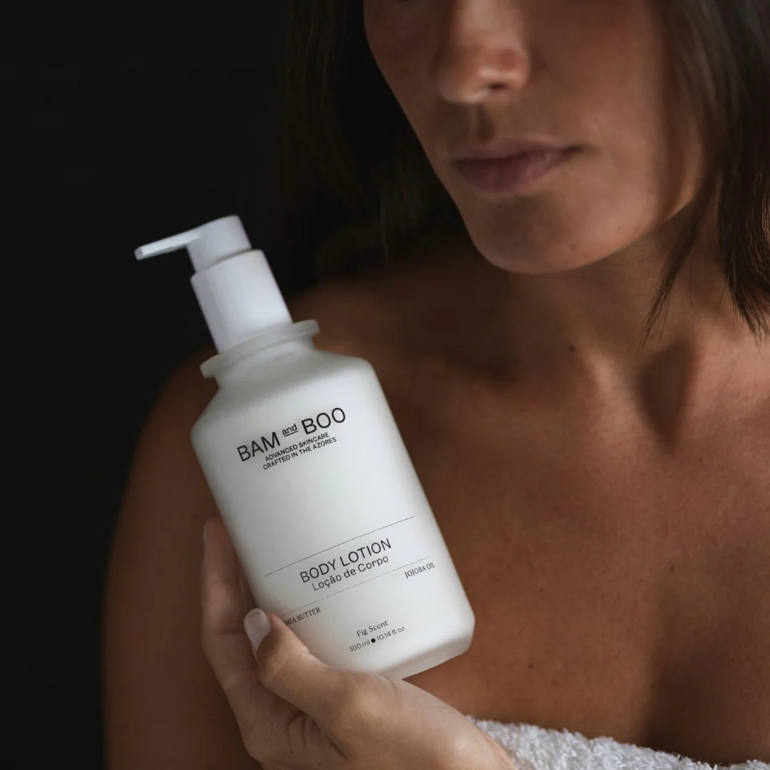 Reawakening Shower Gel & Soothing Body Lotion - Image 3